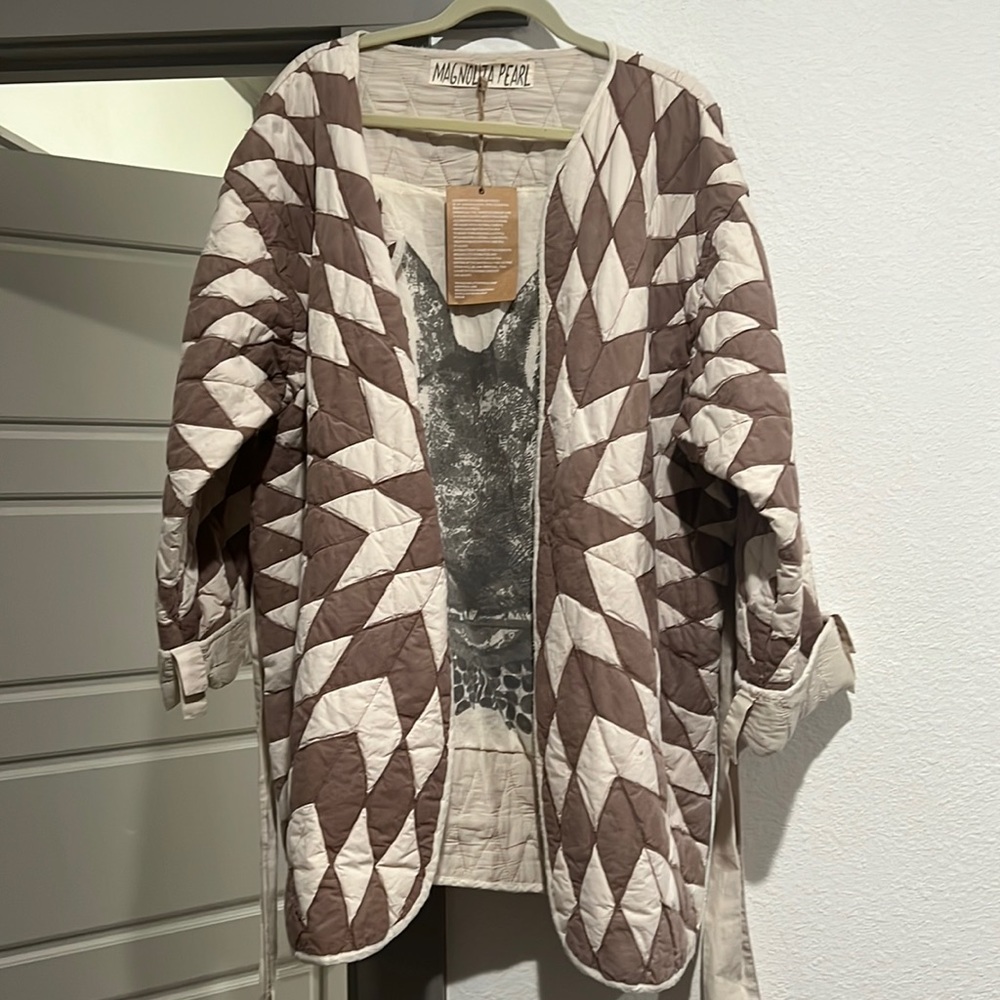 Magnolia Pearl Cotton Quilted Aleda Coat w/Hand Distressing Belt &Printed Lining